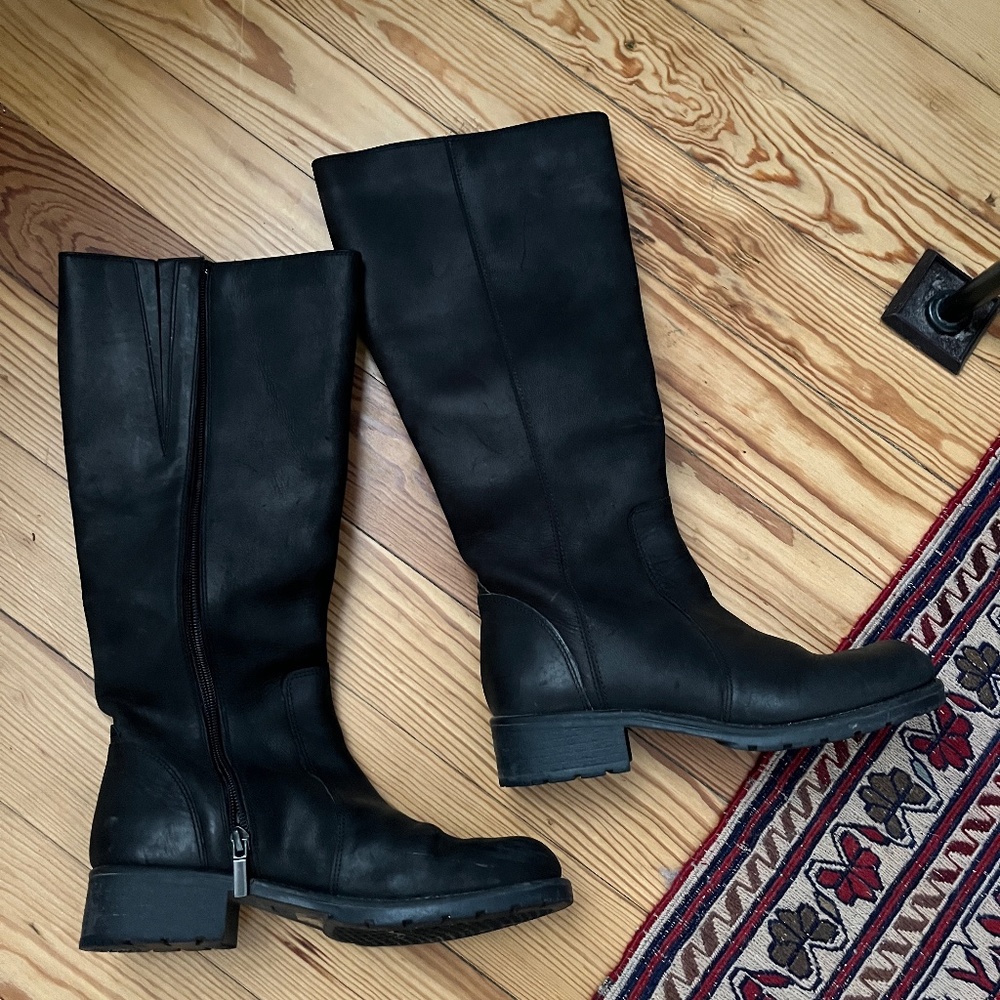 Clarks black leather knee-high boots